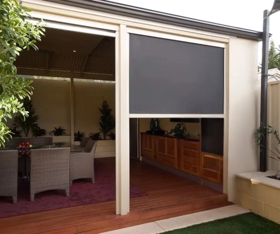 Ezip Outdoor Blinds